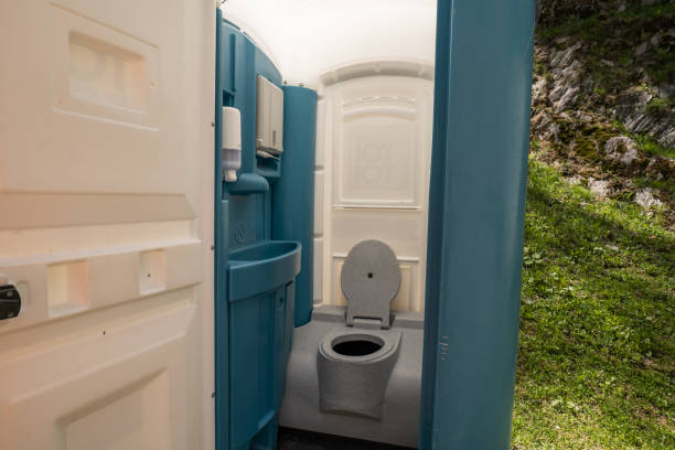 Professional porta potty rental in Fairfax, OH