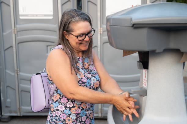 Best Wedding porta potty rental  in Fairfax, OH