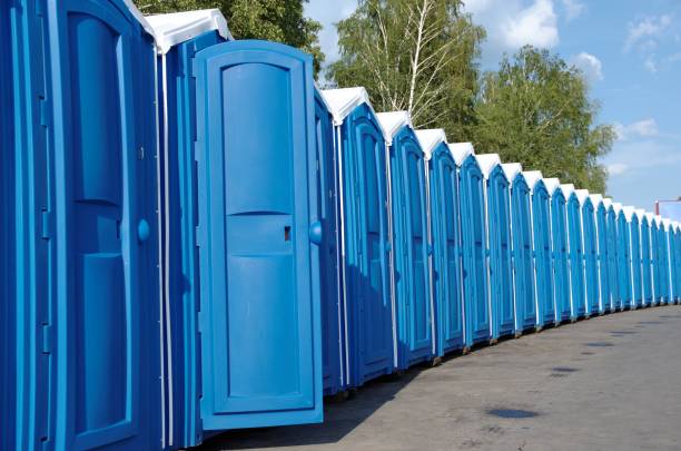Best Portable toilet rental cost  in Fairfax, OH